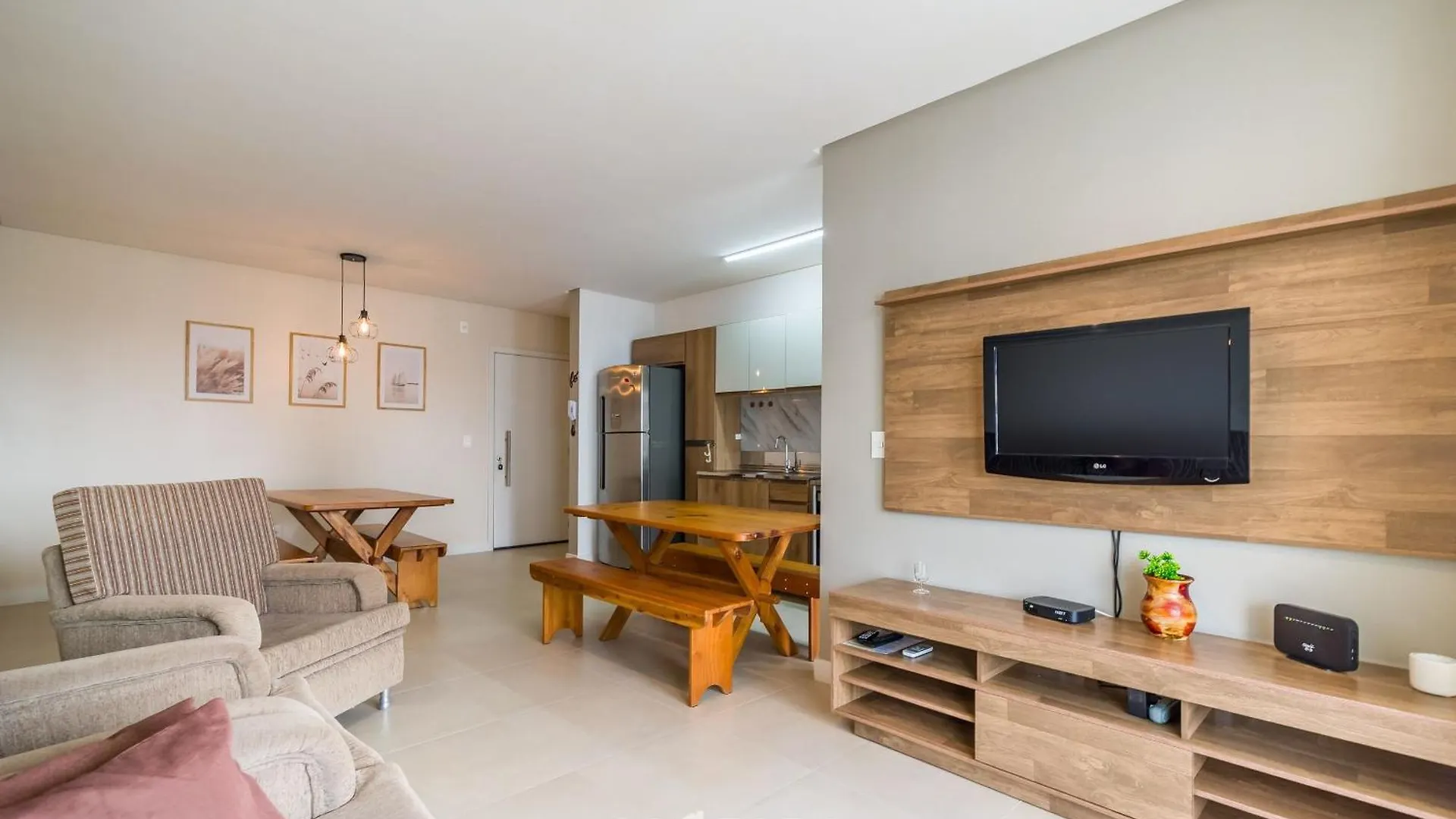 Apartamentos A 200M Praia Dos Ingleses - Mhc Florianopolis Brazil